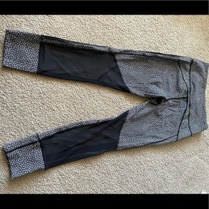 Lululemon cropped leggings